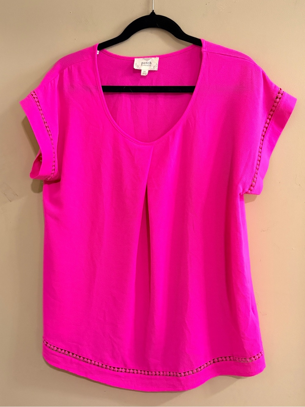 Perch by Blu Pepper Hot Pink Short Sleeve Pleated Women's Top